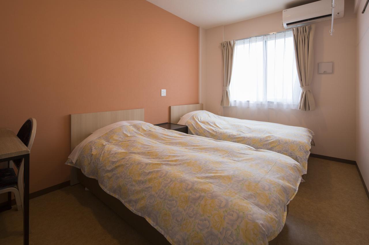 Hotel Asahi Grandeur פוצ'ו מראה חיצוני תמונה