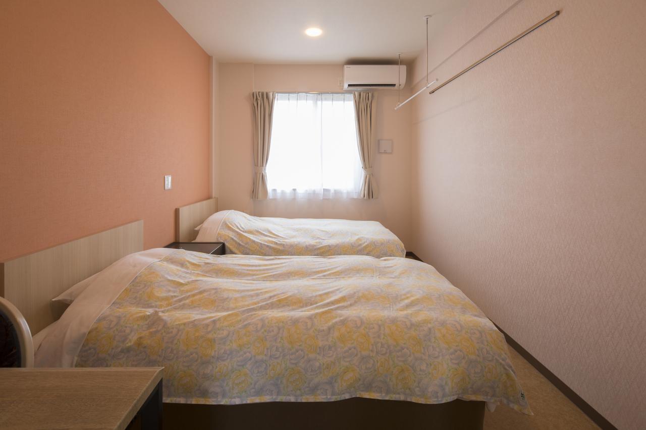Hotel Asahi Grandeur פוצ'ו מראה חיצוני תמונה
