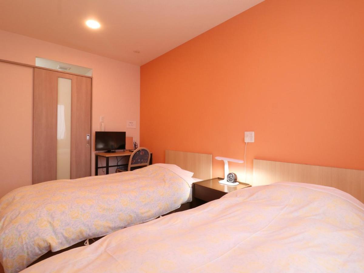 Hotel Asahi Grandeur פוצ'ו מראה חיצוני תמונה